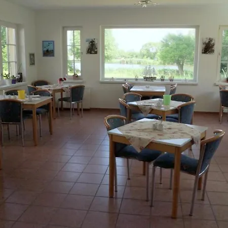 بيت ريفي Dorotheenhof Mescherin